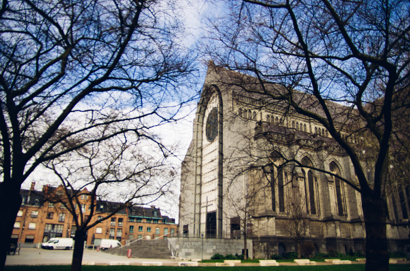 extérieur cathédrale notre dame de la treille